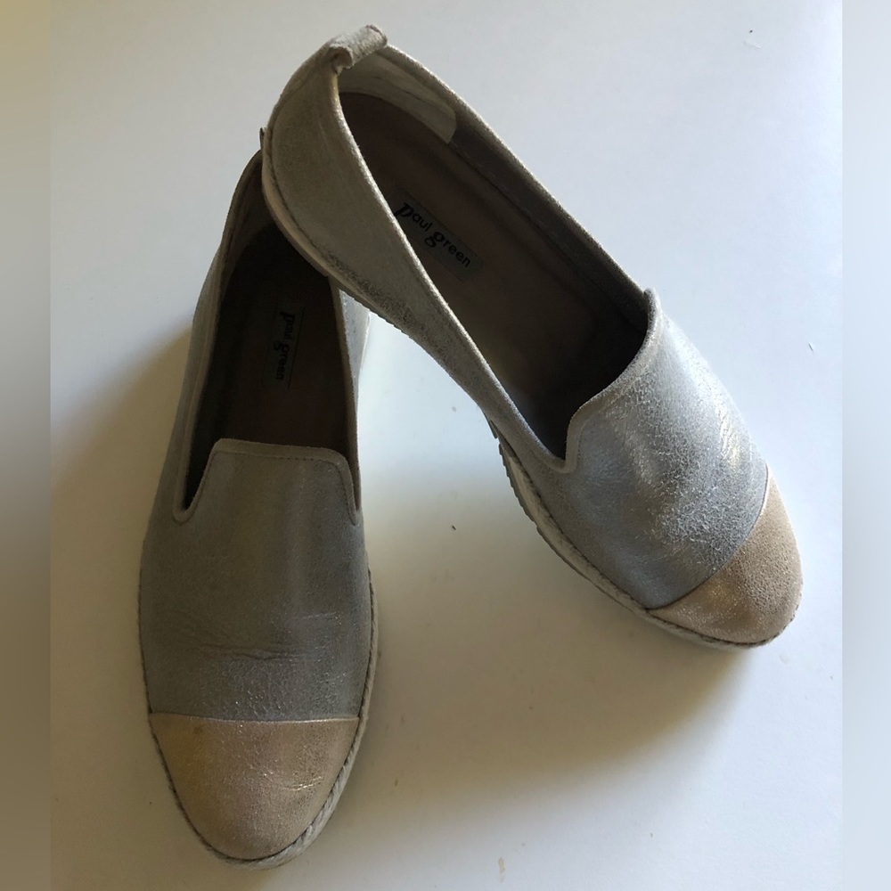 Paul Green Gray and Tan Espadrilles